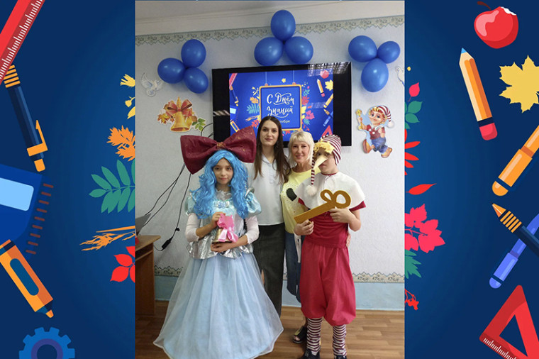 Торжественная линейка, посвященная празднику Первого звонка.